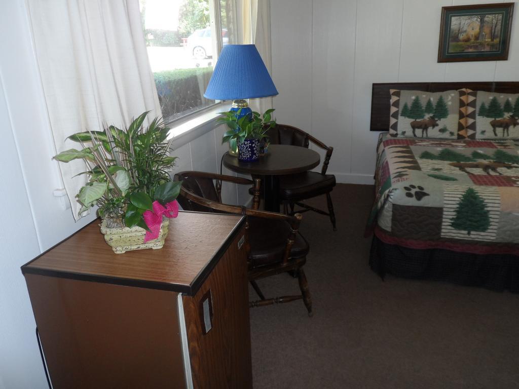 White Oak Motel & Cottages Holderness Zimmer foto