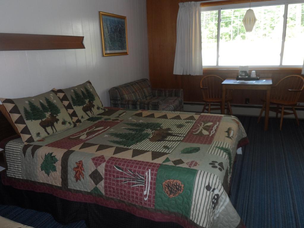 White Oak Motel & Cottages Holderness Zimmer foto