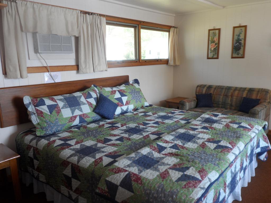 White Oak Motel & Cottages Holderness Zimmer foto